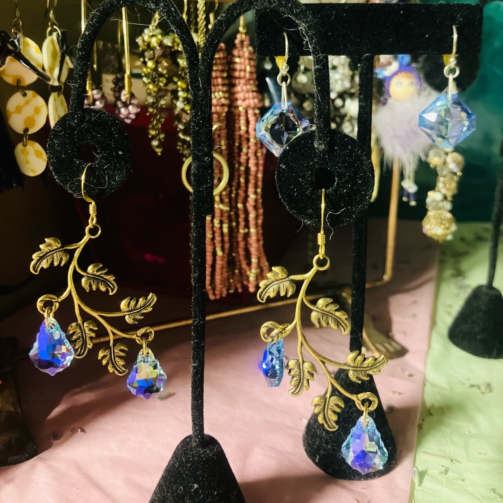 Swarovski Elegant Gold (brass) Leaf Earrings with Blue AB Crystals - Picture 2 of 7
